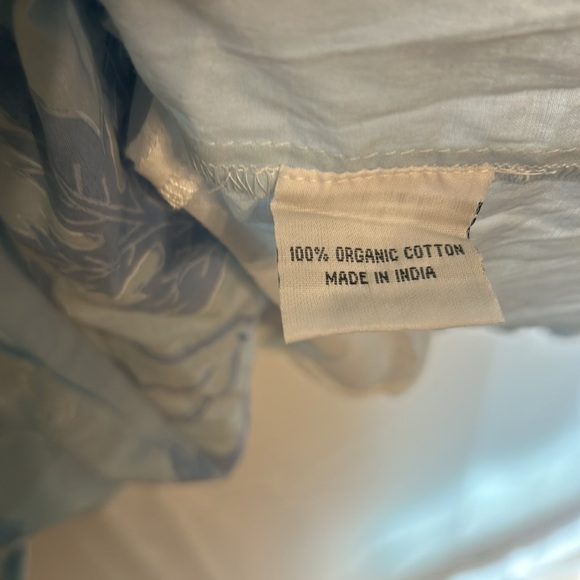 JULIET DUNN

Pale Blue Baby Doll Top with Bellflower Block Print - Picture 9 of 12